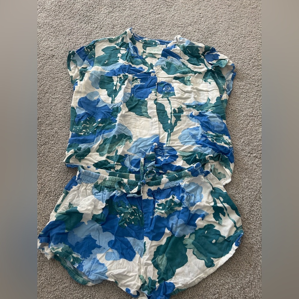 Piyama Blue and White Floral Set